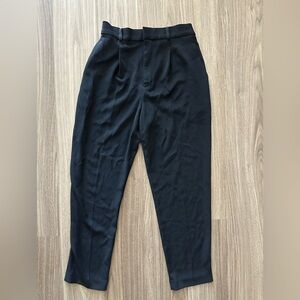 NEW Uniqlo Women’s Black Ankle Pants